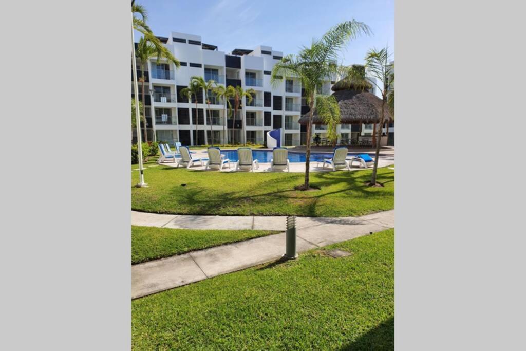 Departamento De Lujo En Manzanillo, Planta Baja Frente A La Albercaアパートメント エクステリア 写真