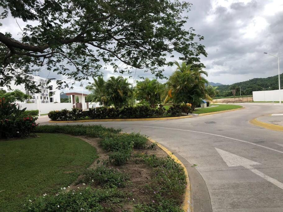 Departamento De Lujo En Manzanillo, Planta Baja Frente A La Albercaアパートメント エクステリア 写真